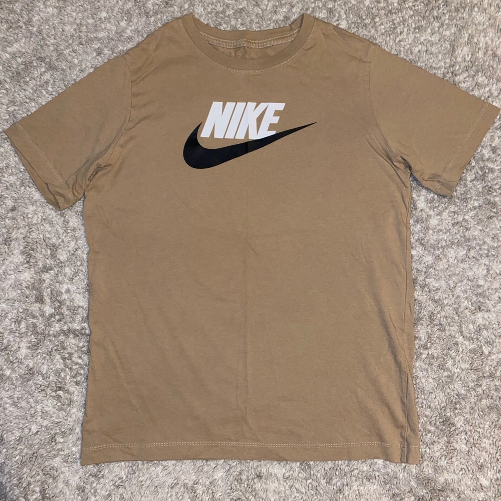 Boys Nike Tee- size XL